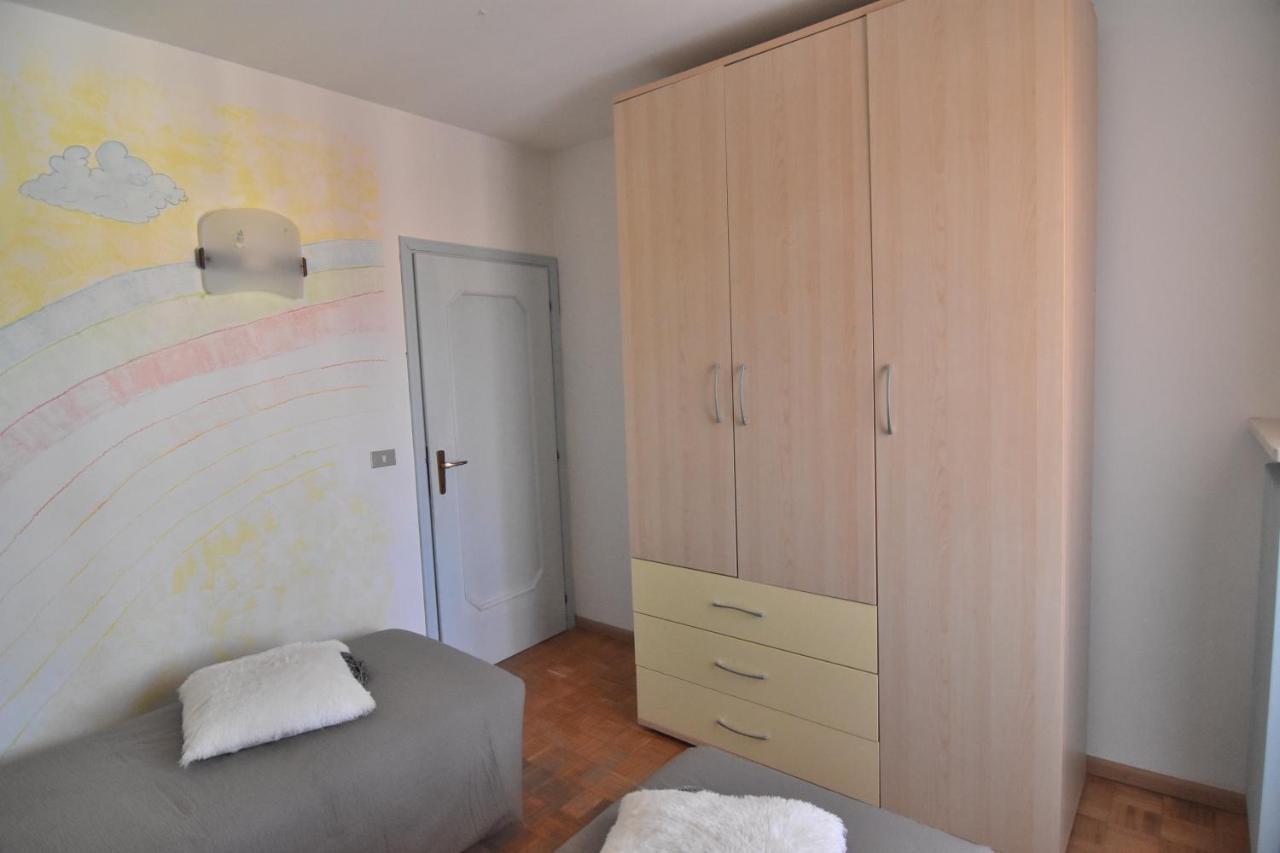 Appartamento Da Romina Con Parcheggio Gratuito Sanzeno Exterior foto